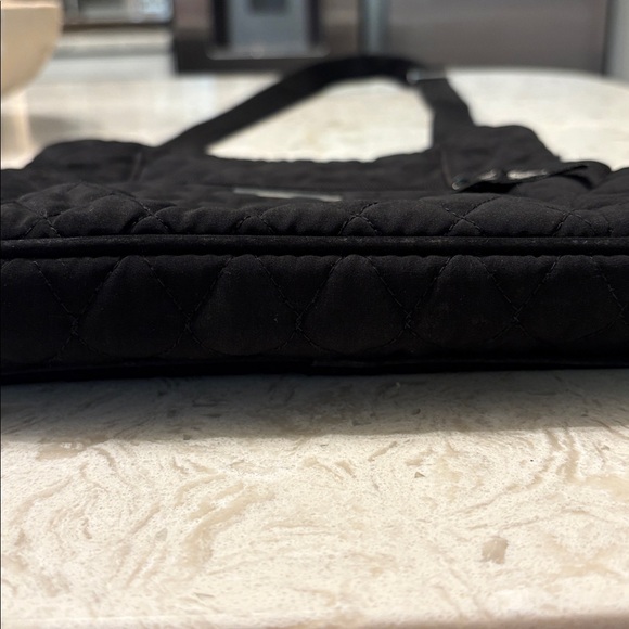 Vera Bradley Quilted Black Bag with Silver Detail crossbody - Picture 4 of 9